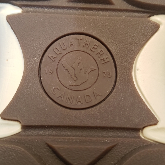NEW $144 AQUATHERM SANTANA CANADA WATERPROOF 9 - Picture 3 of 5